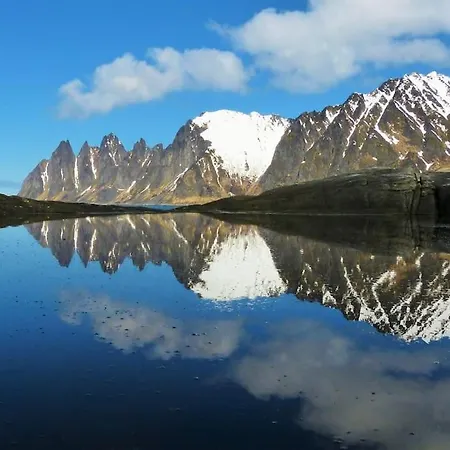 Cozy Between Sea And Mountains *