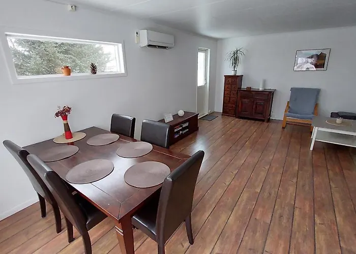 Cozy Between Sea And Mountains *